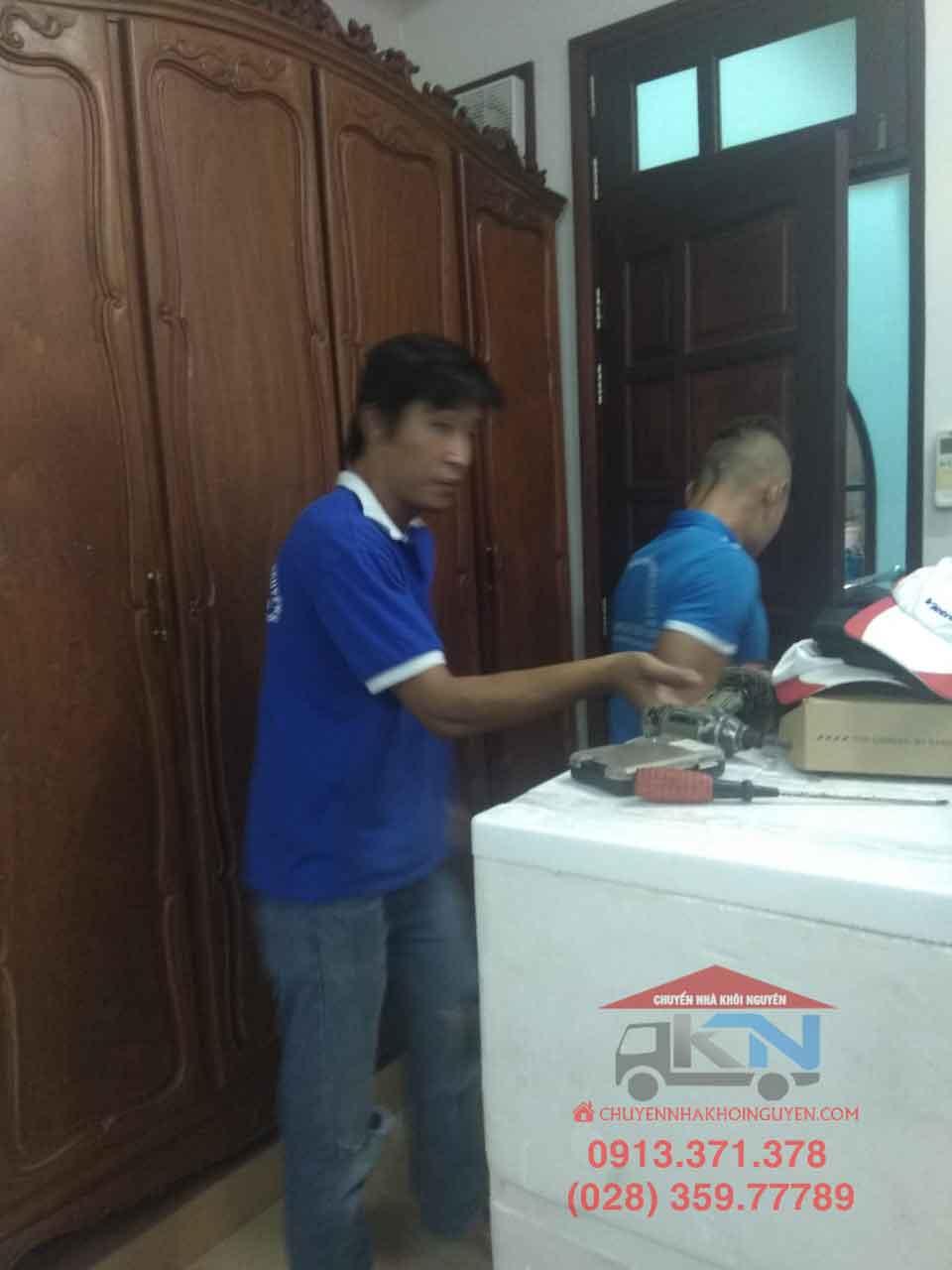 MẸO ĐÓNG GÓI ĐỒ DỄ VỠ AN TOÀN KHI CHUYỂN NHÀ HỒ CHÍ MINH