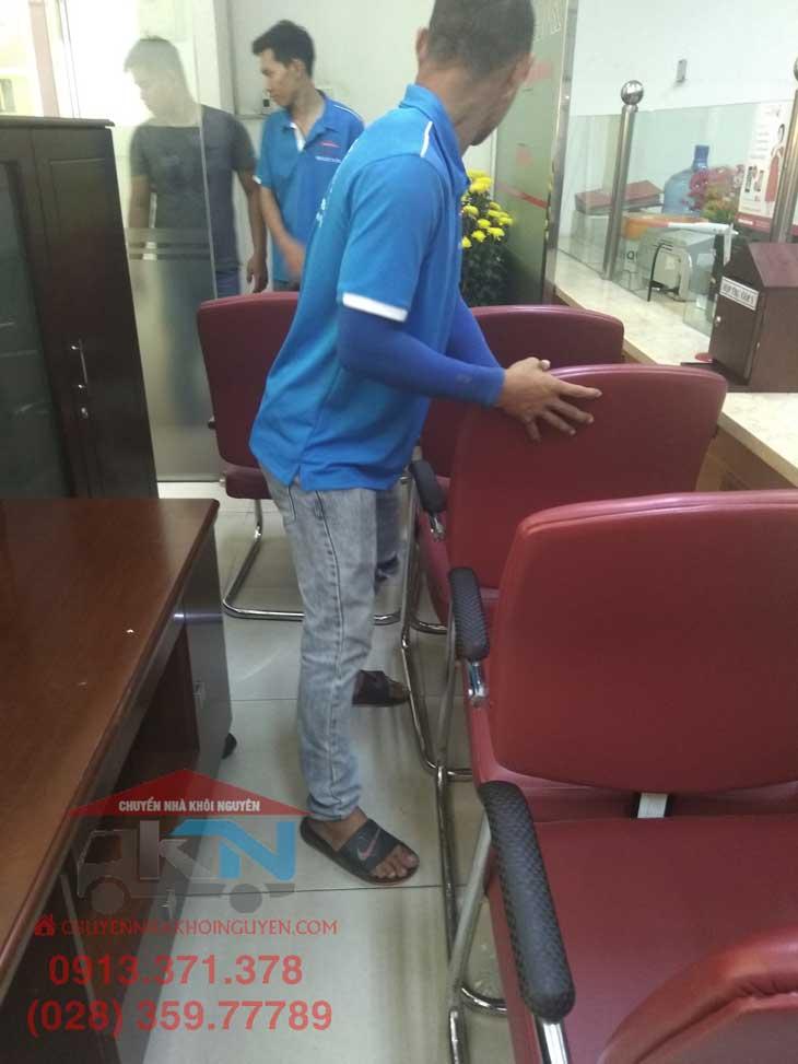 CHUYỂN NHÀ HÓC MÔN THÁO LẮP MÁY LẠNH GIƯỜNG TỦ A Z