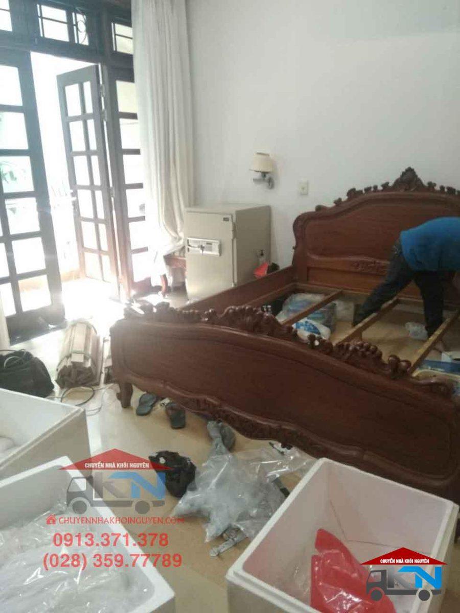 DỊCH VỤ THỢ THÁO LẮP GIƯỜNG TỦ QUẦN ÁO CÁNH KÍNH HIỆN ĐẠI TẠI ĐƯỜNG LÊ HỒNG PHONG THÀNH PHỐ SÓC TRĂNG