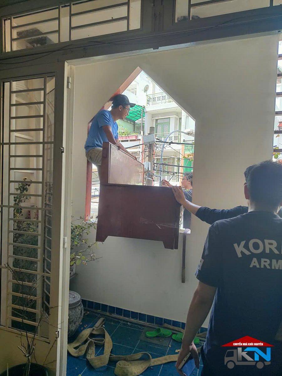 THÁO RÁP GIƯỜNG TỦ BIÊN HÒA CHUYÊN THÁO GỠ TỦ QUẦN ÁO ÂM TƯỜNG TẠI PHƯỜNG BỬU HÒA