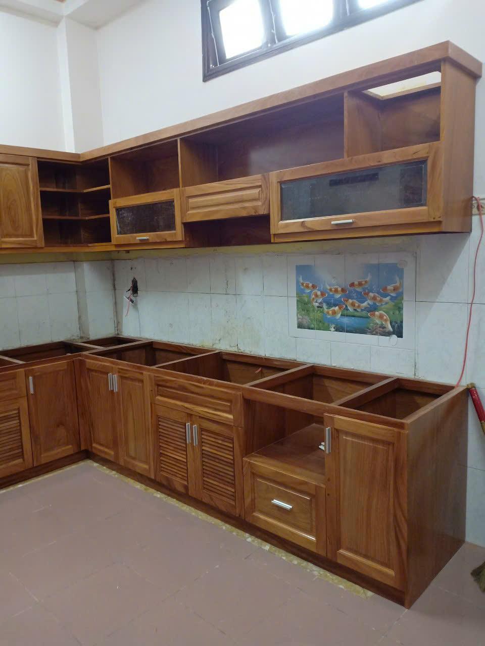 ĐỘI THỢ CHUYÊN THÁO RÁP TỦ BẾP NHÔM KÍNH VÀ TỦ BẾP INOX KHU VỰC QUẬN BÌNH THẠNH