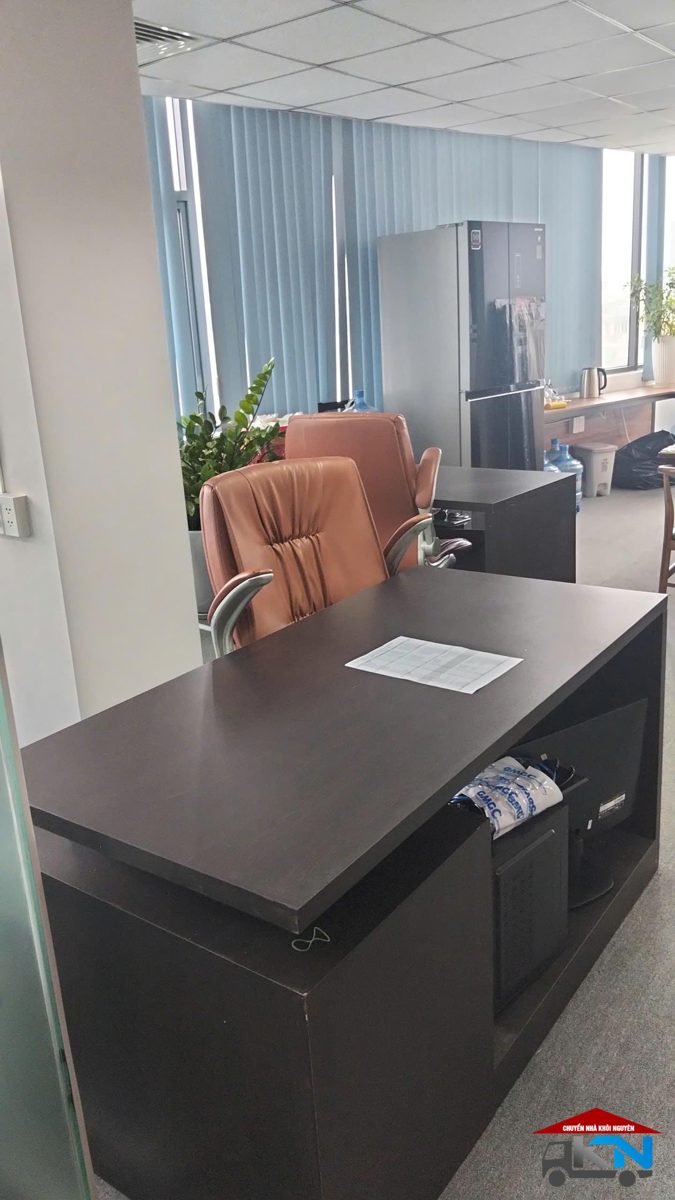 DỊCH VỤ THÁO RÁP BÀN HỌC SINH TỦ SÁCH GỖ CÔNG NGHIỆP CẨN THẬN TẠI QUẬN 7