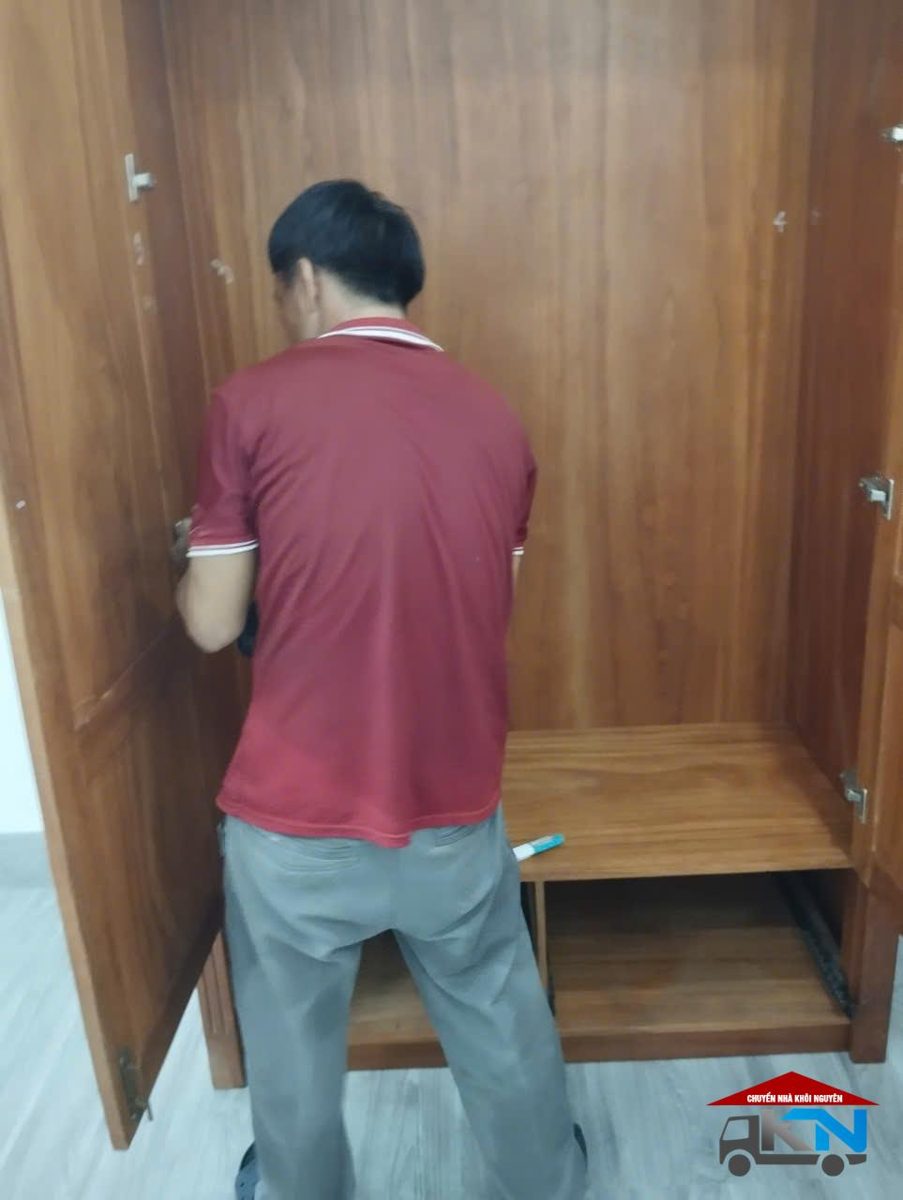 DỊCH VỤ THÁO RÁP GIƯỜNG TỦ HUYỆN ĐỨC HÒA LONG AN CHO CÔNG NHÂN TẠI ĐỨC HÒA HẠ