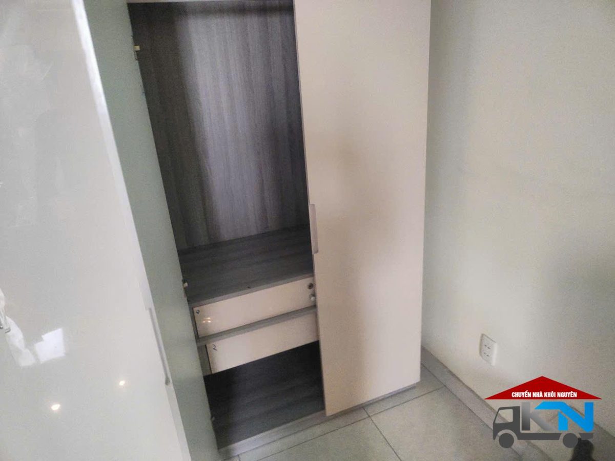 KỸ THUẬT THÁO RÁP TỦ QUẦN ÁO KỊCH TRẦN TẠI PHƯỜNG 3 ĐƯỜNG HÒA BÌNH THÀNH PHỐ BẠC LIÊU